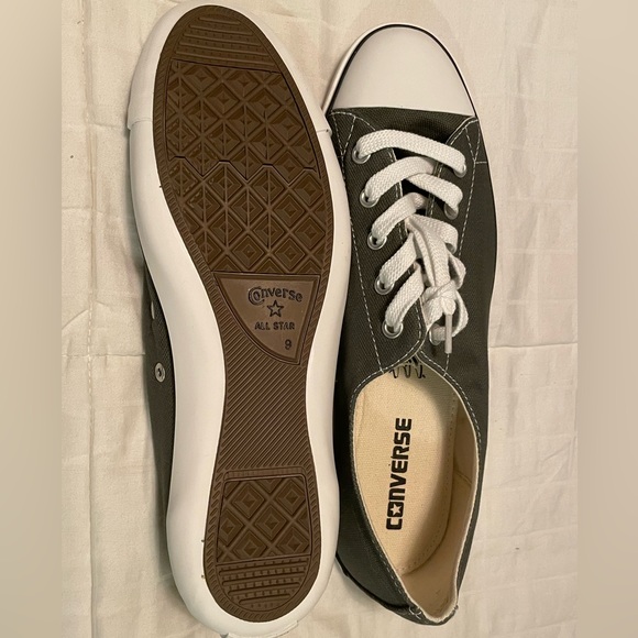 Women’s Size 7 Charcoal Converse Low-Tops - Picture 4 of 7